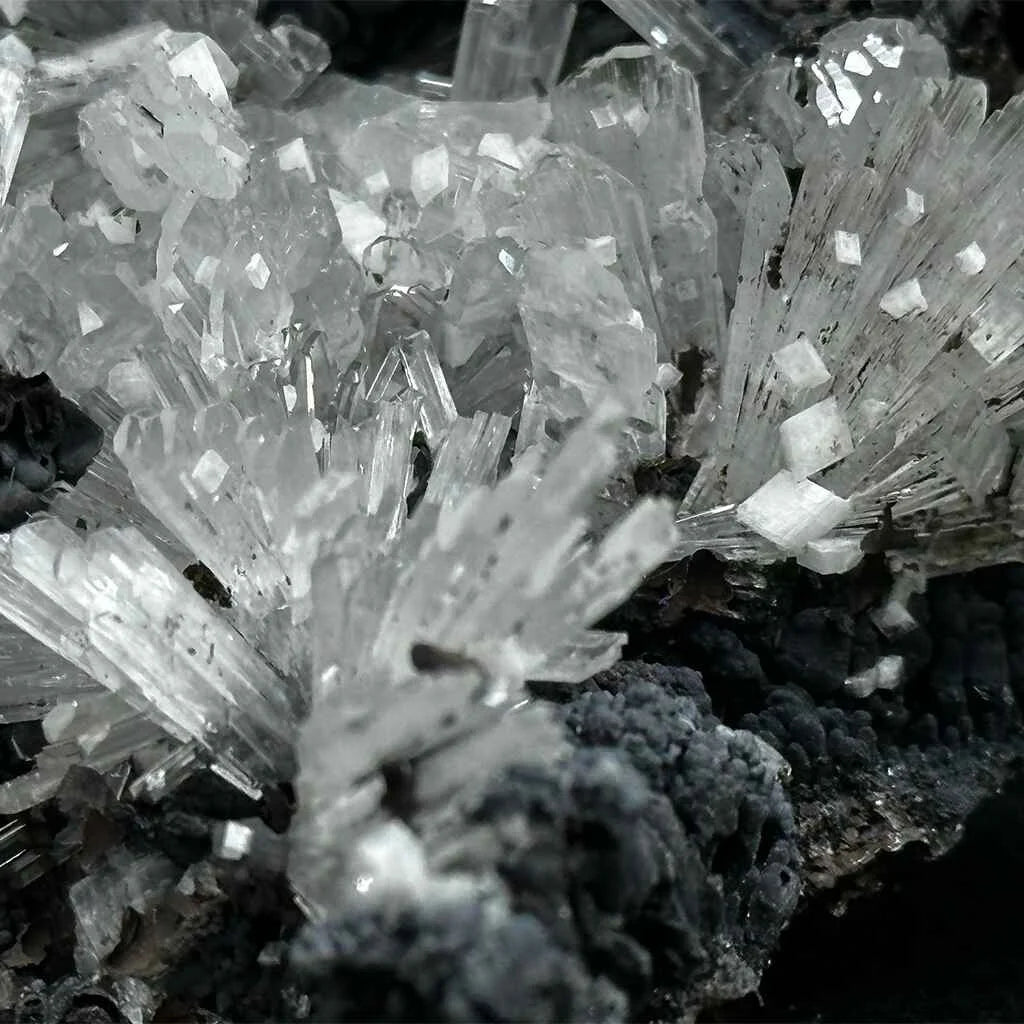 3.35" Hemimorphite C