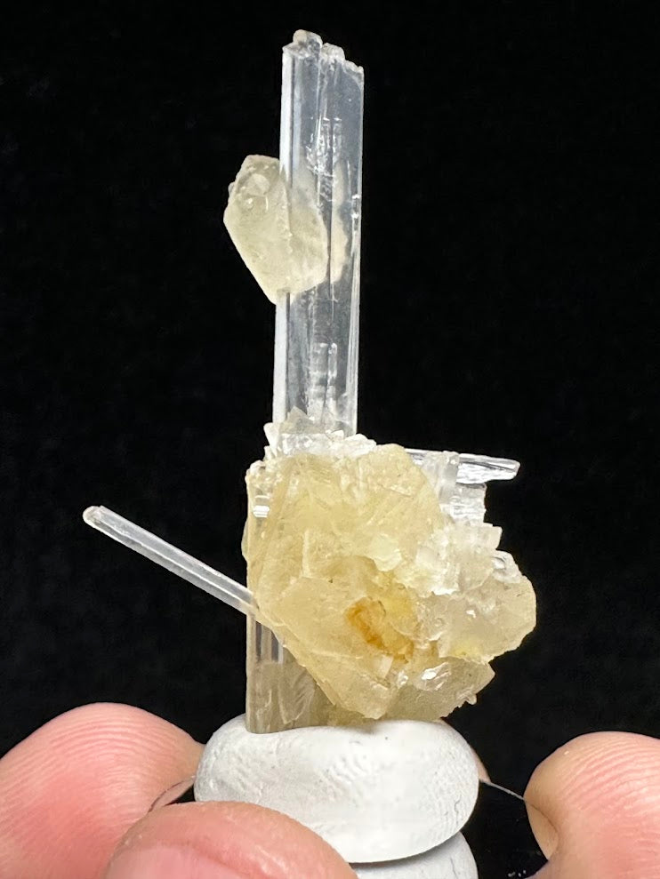 Scolecite with Calcite