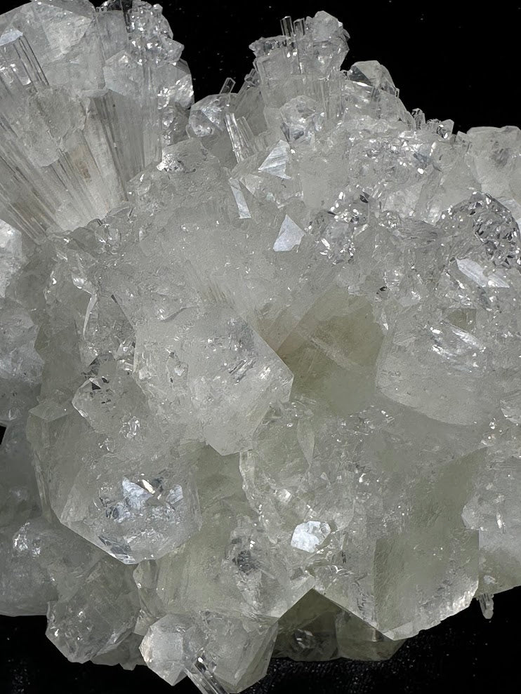 Diamond Apophyllite with scolecite