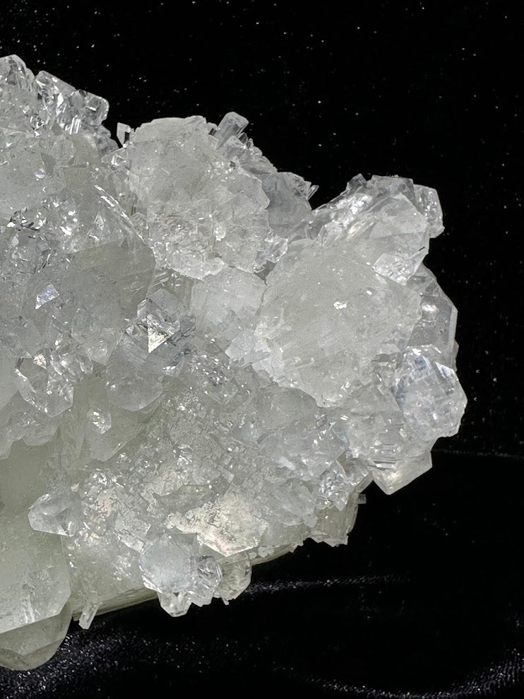 Diamond Apophyllite with scolecite