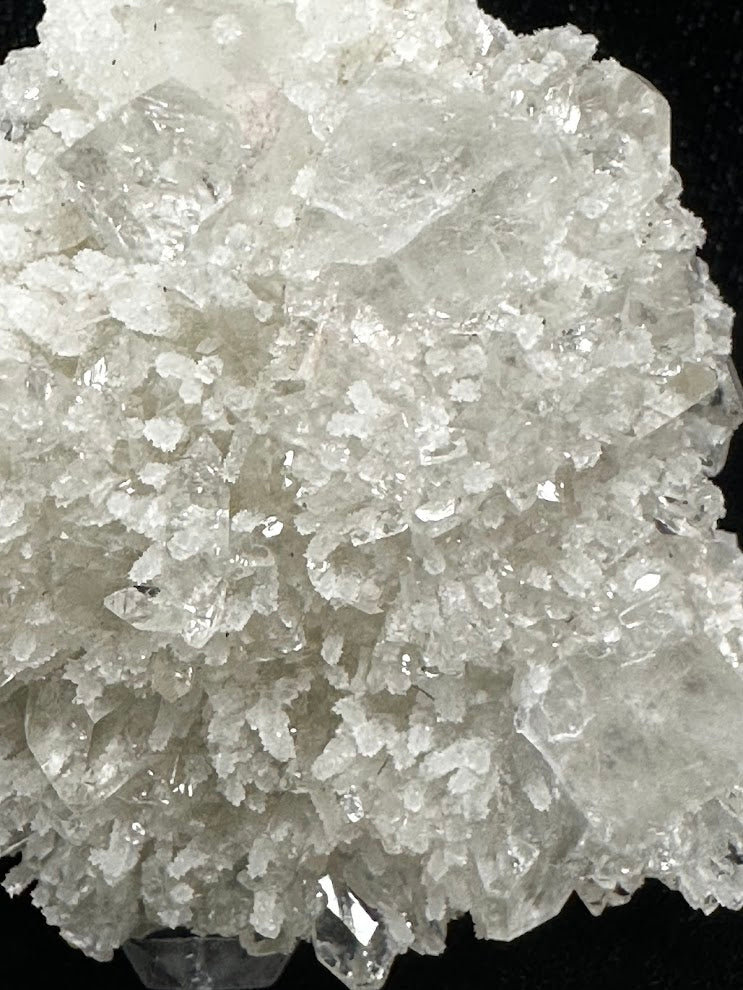 D-Prehnite with Apophyllite