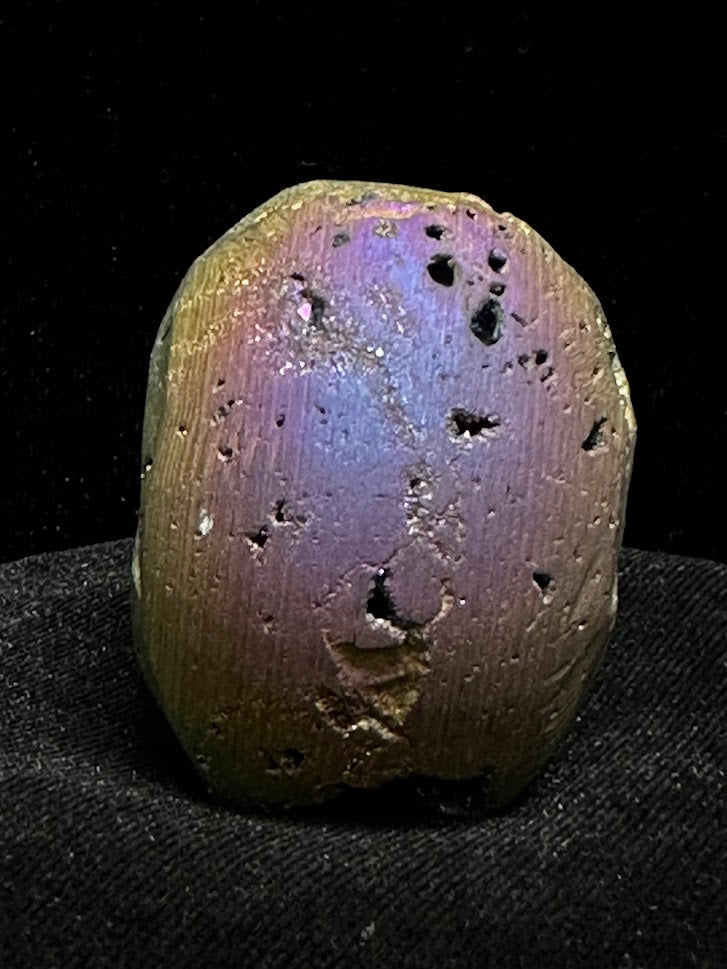 Rainbow Aura Skull -E