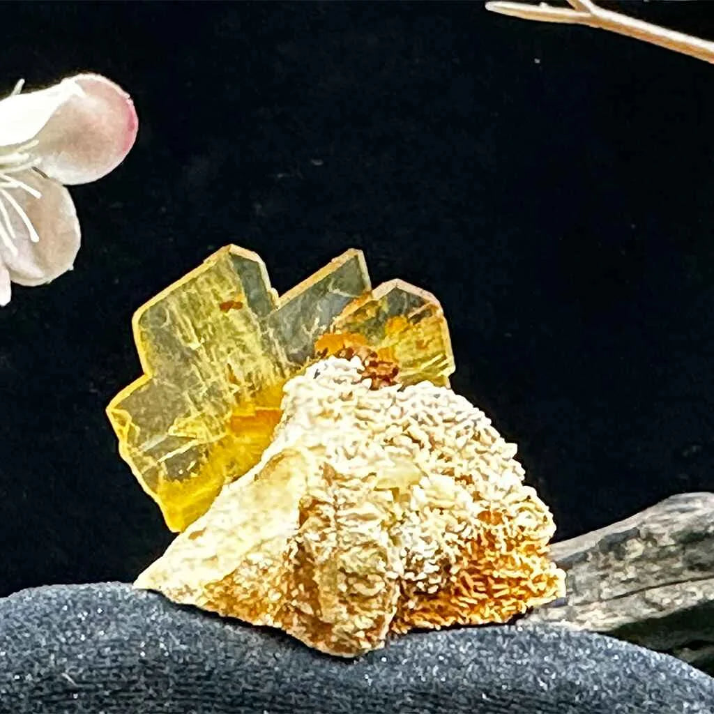 1.75" Glass Windowpane Yellow Barite B