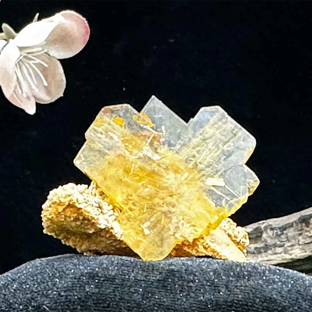 1.75" Glass Windowpane Yellow Barite B