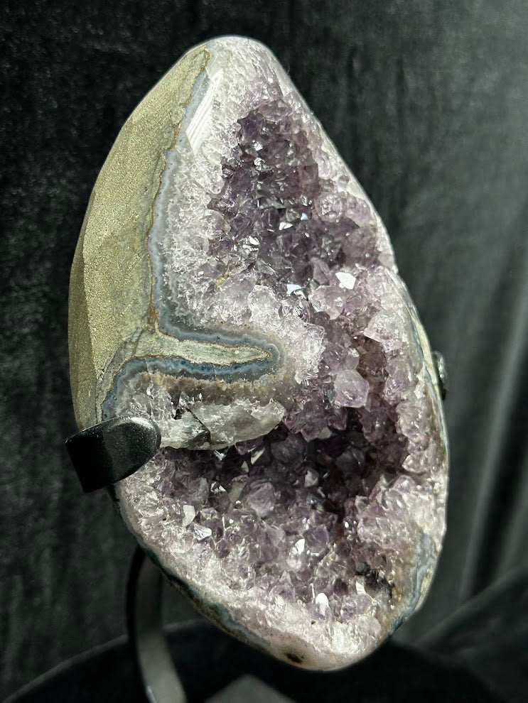 C-Uruguay Amethyst With Custom Stand