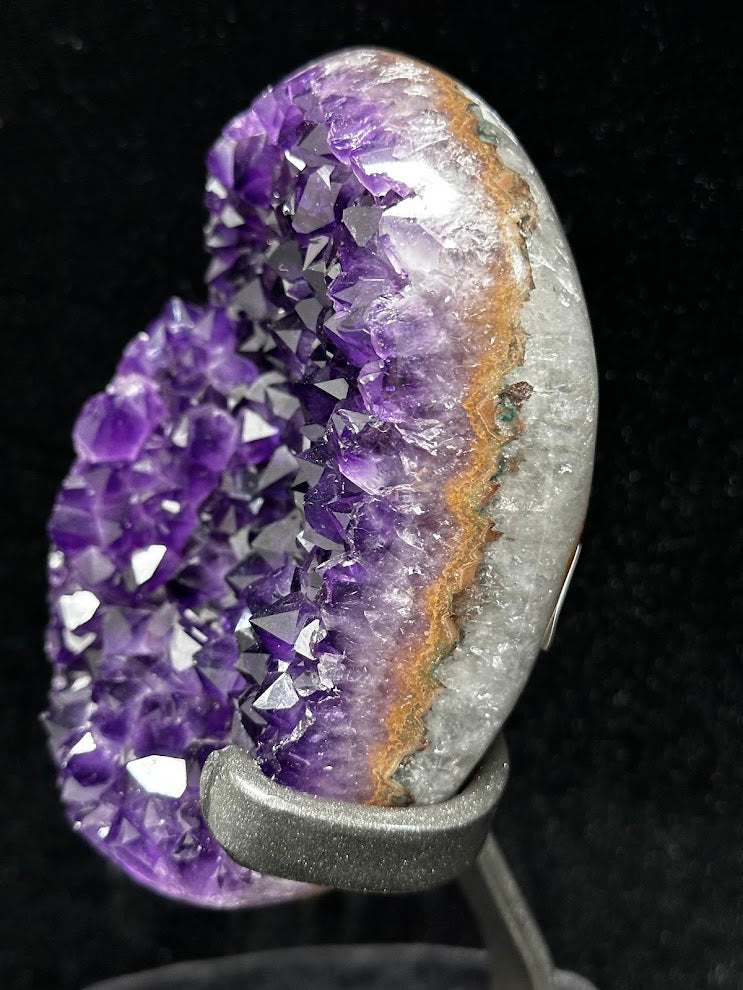 F-Uruguay Amethyst With Custom Stand