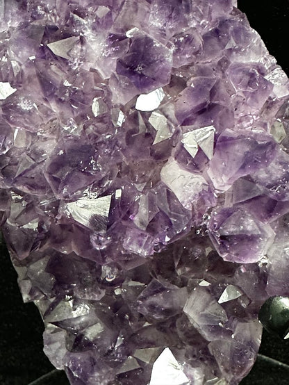I-Uruguay Amethyst With Custom Stand