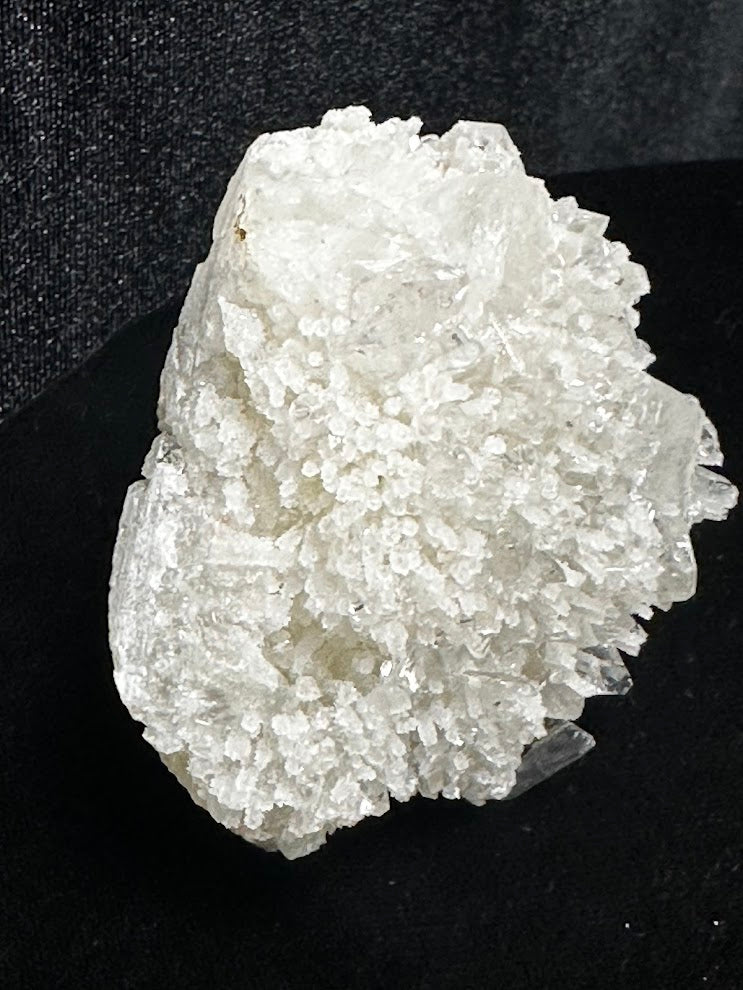 D-Prehnite with Apophyllite