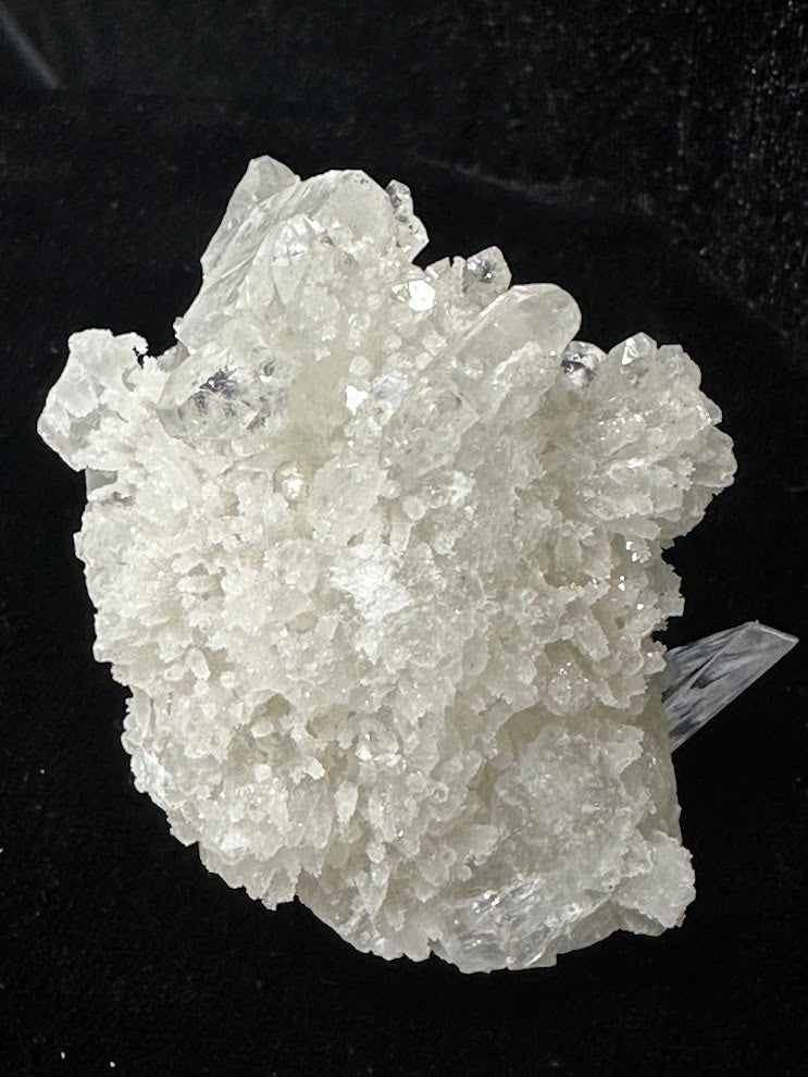 E-Prehnite with Apophyllite