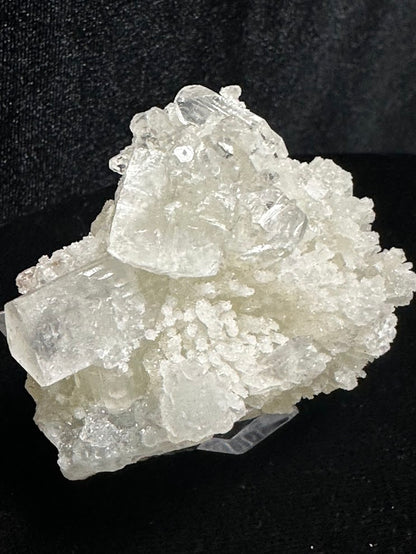 E-Prehnite with Apophyllite