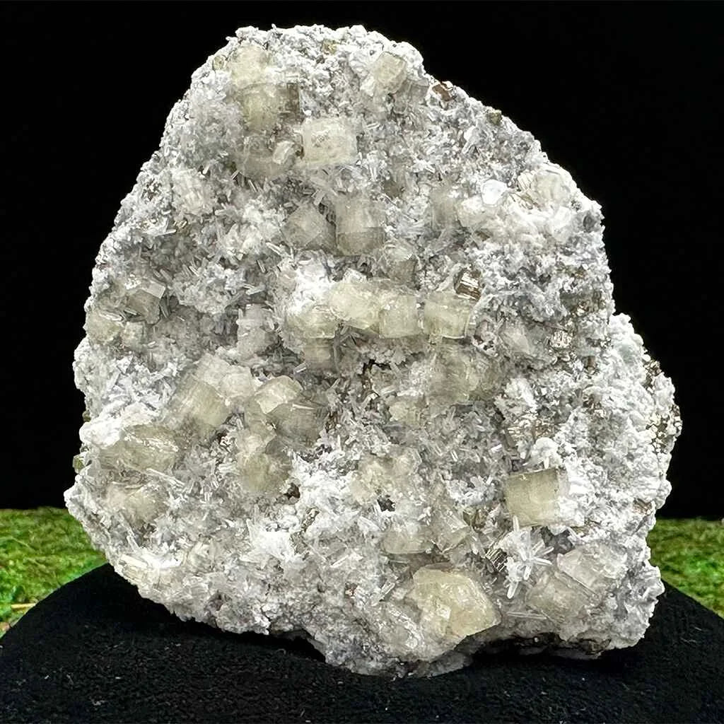 3" Medium Pyrite Cubes A