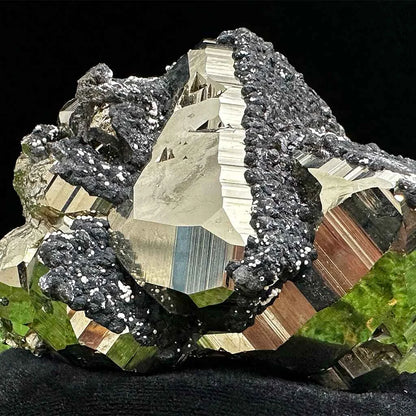 3.5" Octahedral Pyrite D