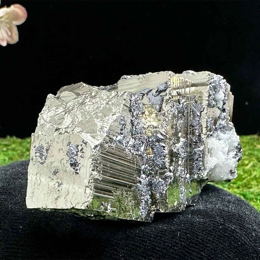 3" Small Pyrite Cubes A