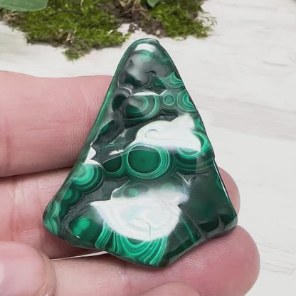 1.75" Malachite Polished Q