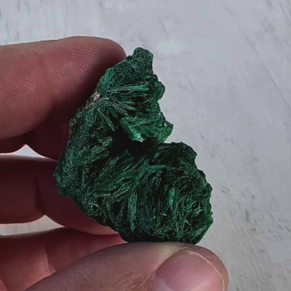 2" Fibrous Malachite E